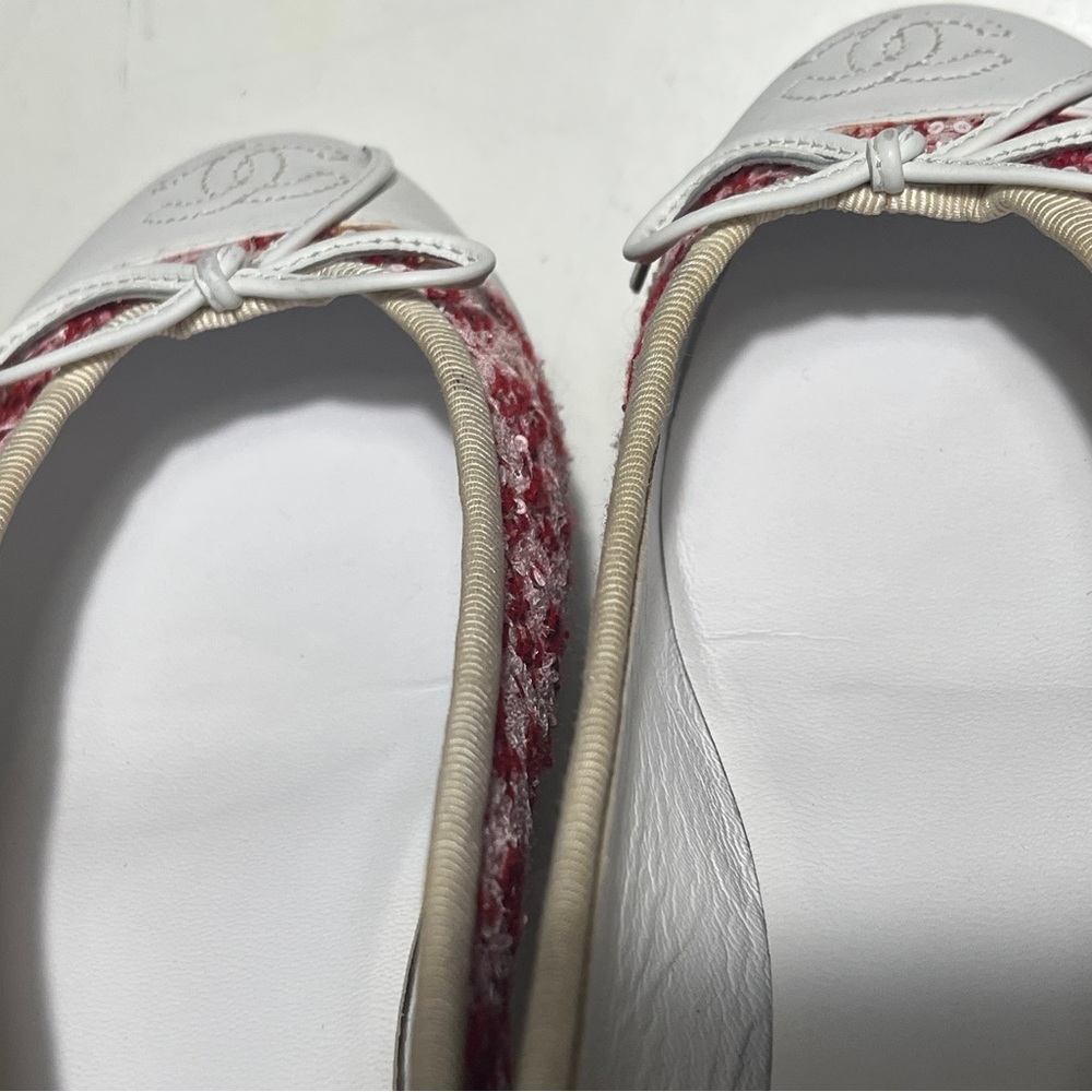 CHANEL Red Tweed & White Leather CC Bow Ballet Flats - Picture 10 of 13